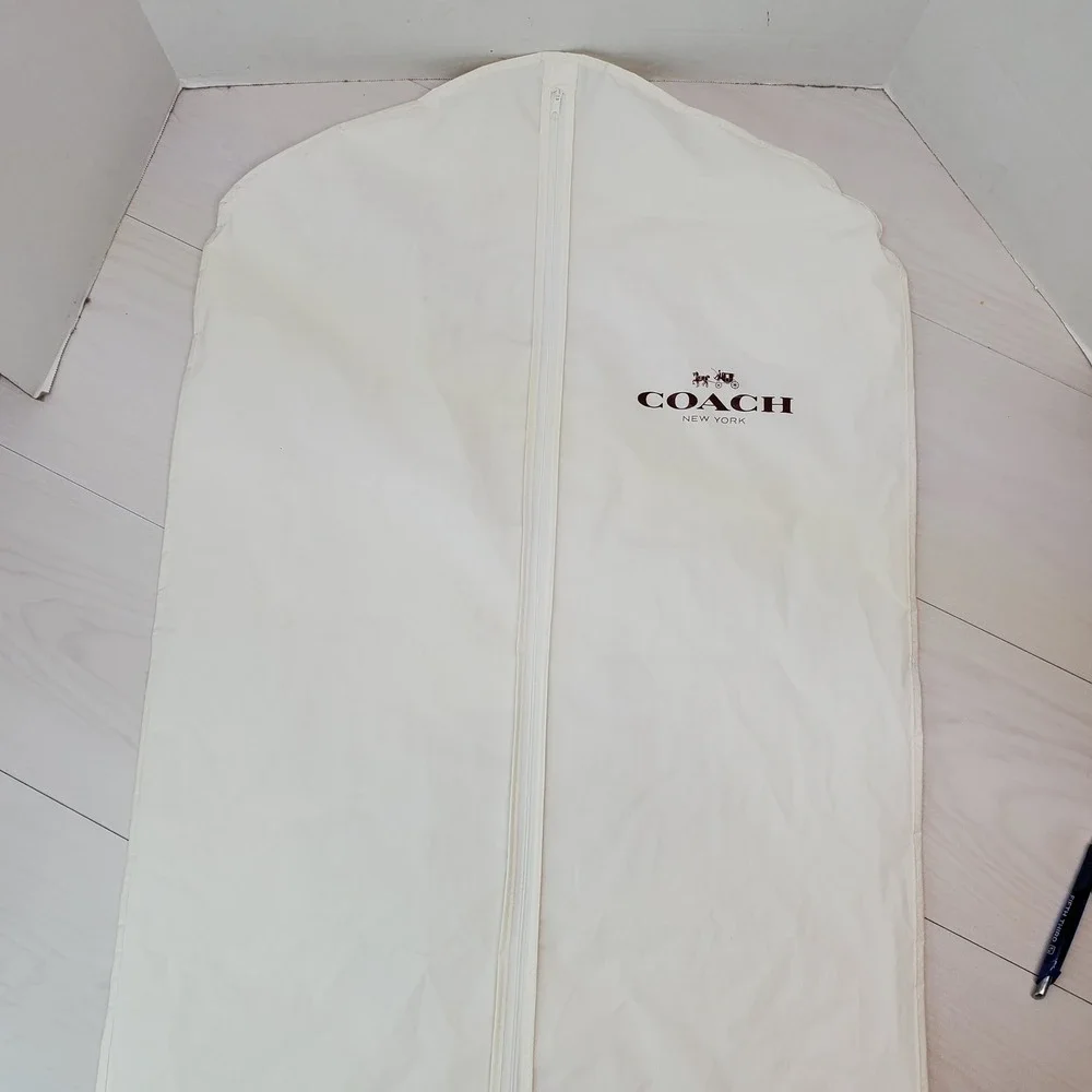 Coach New York Garment Bag Off-White Logo Suit Dress Travel Cover Case Zippered